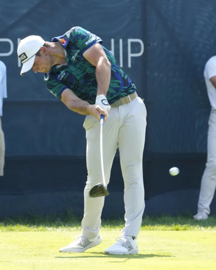 Hovland sets Olympia Fields record with 61 to win BMW Championship