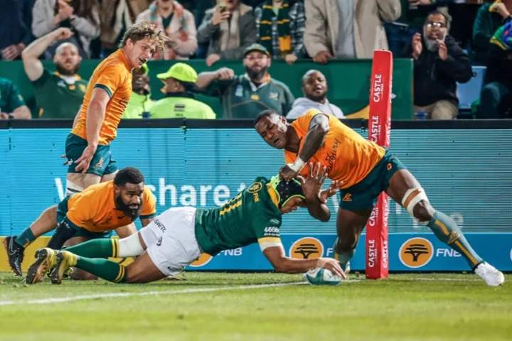 Arendse scores three tries as South Africa crush Australia