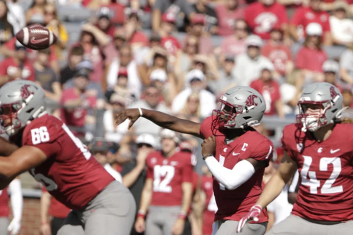 Cameron Ward throws 4 TDs in first half, No. 23 Wazzu handles Northern Colorado 64-21