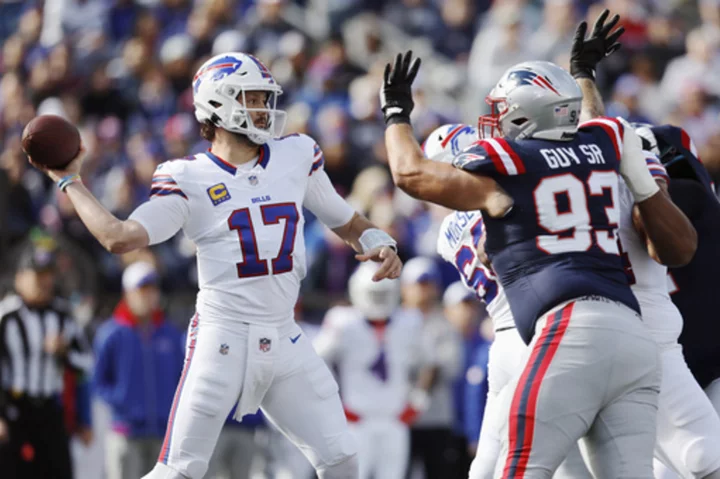 Pro Picks: Bills should get back on winning track vs. Buccaneers