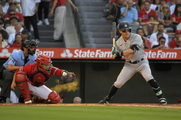 Yankees' Harrison Bader leaves with bruised ribs after being hit by pitch