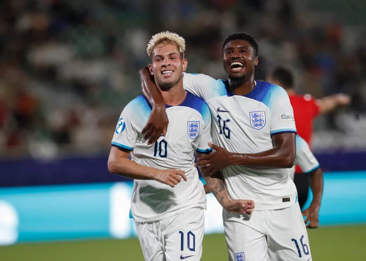 Emile Smith Rowe scores as England book quarter-final spot at U21 Euros after beating Israel