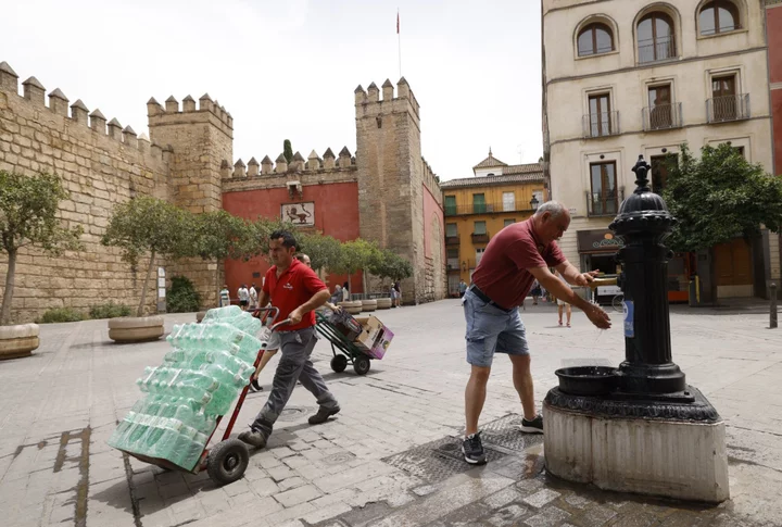 Heat Wave Returns to Spain as Storm Hans Batters Nordic Region