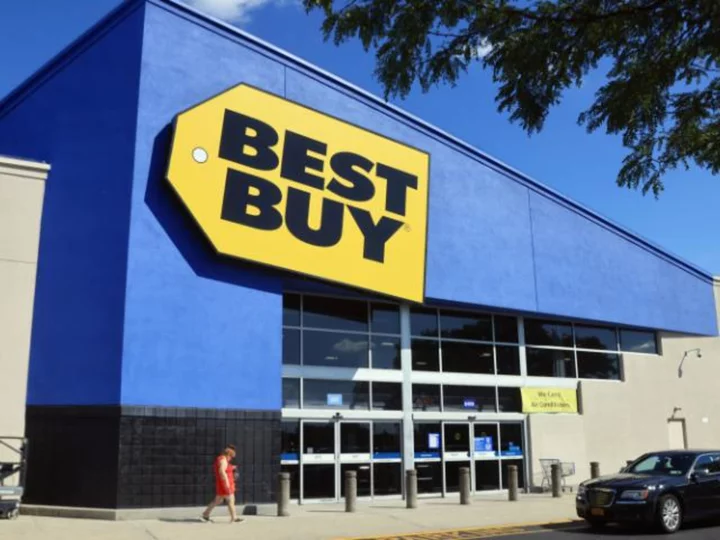 Best Buy expects tech demand to hit a low this year