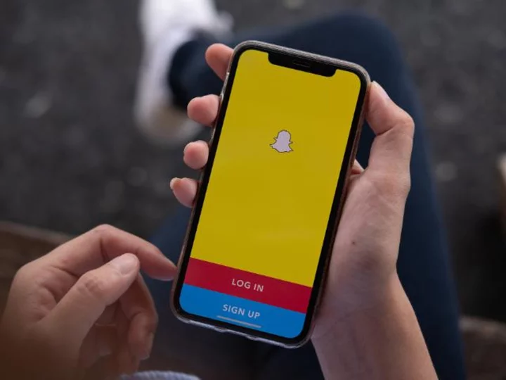 Snapchat adds new safety features for teen users