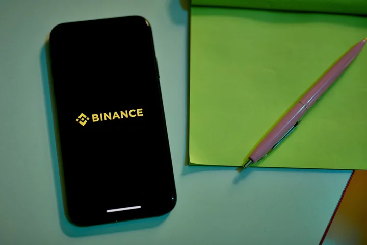 Binance Offers Incentives to Accelerate Shift From Stablecoin to Fresh Alternatives