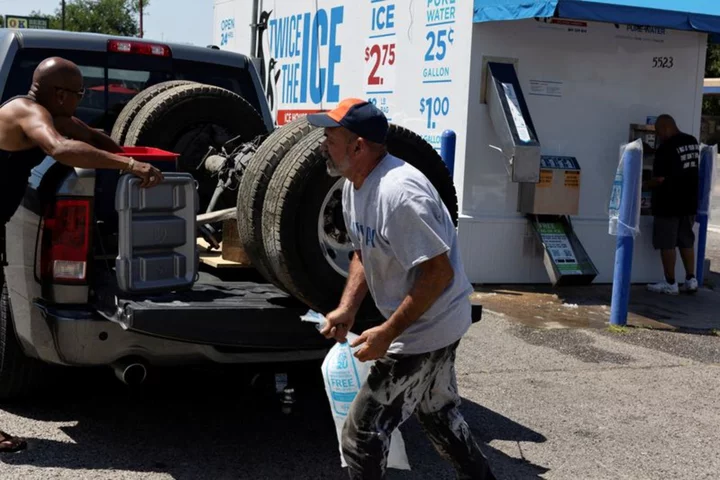 Brutal heat wave to scorch US South through holiday weekend