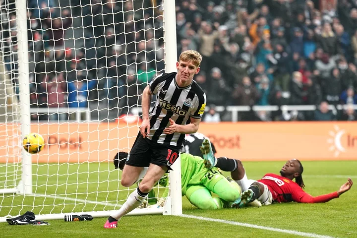 Anthony Gordon on target as Newcastle edge Premier League victory over Man Utd