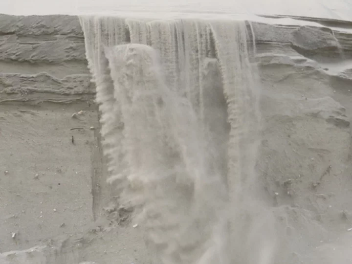 New Jersey blinks in dune repairs standoff, allows emergency erosion fixes in defiant town