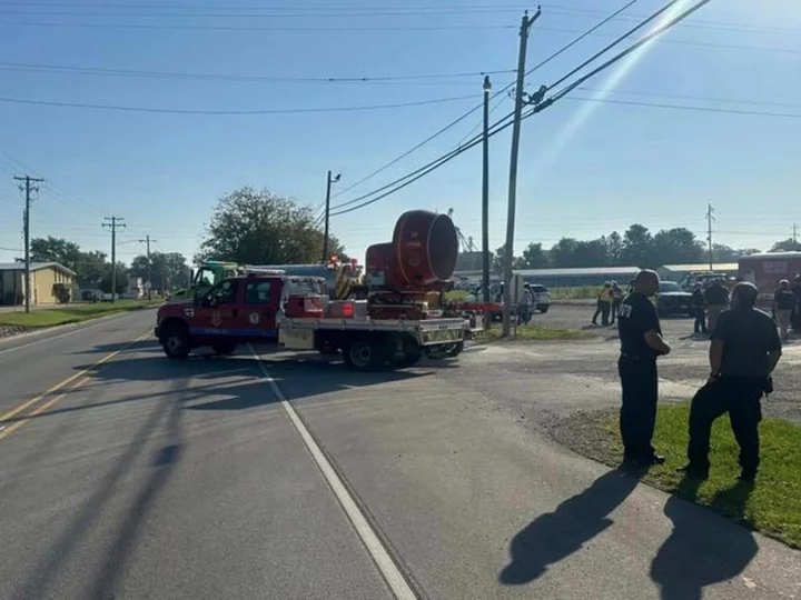 5 people died from ammonia exposure after Illinois crash, coroner says