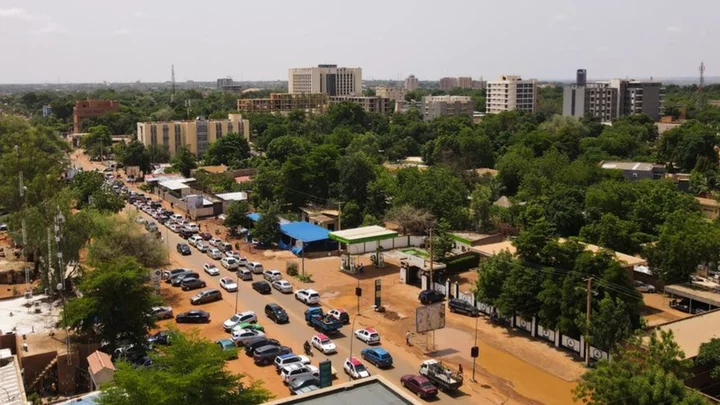 Niger junta supporters protest sanctions as region considers intervention