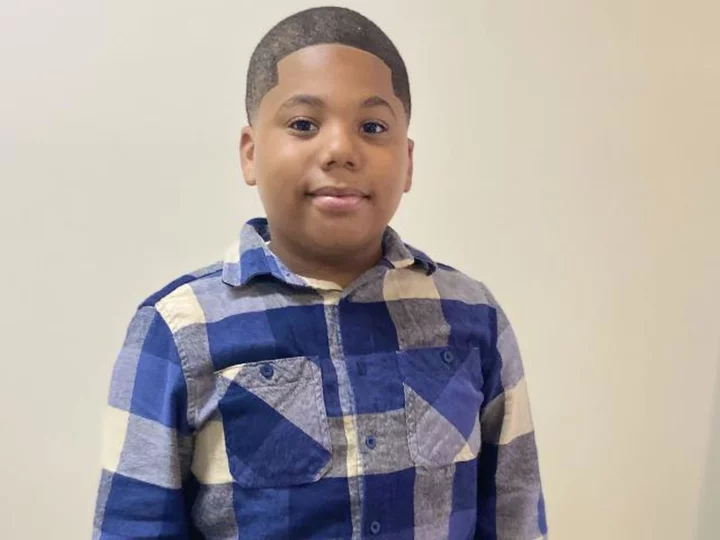 Mississippi 11-year-old boy who called 911 for help gets shot in his home by responding officer